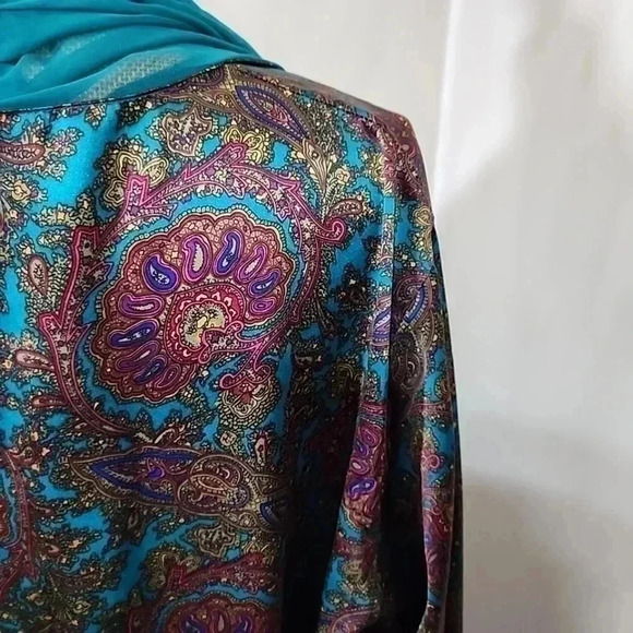 VICTORIA'S Secret Vintage Paisley Print Long Satin and Sheer robe. Size Medium - Picture 12 of 13